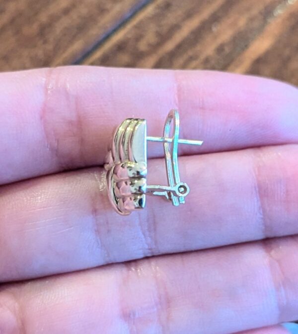 10k Square Earrings - Image 2