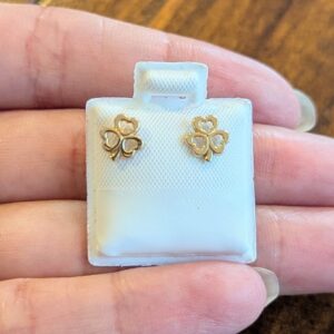 10k Clover Earrings