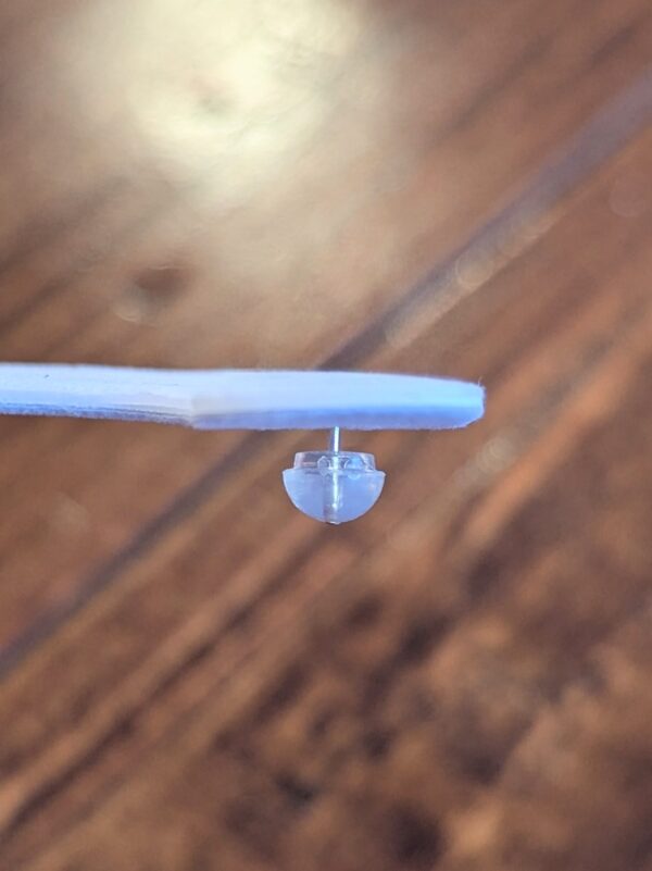 14k Bow Earring - Image 2